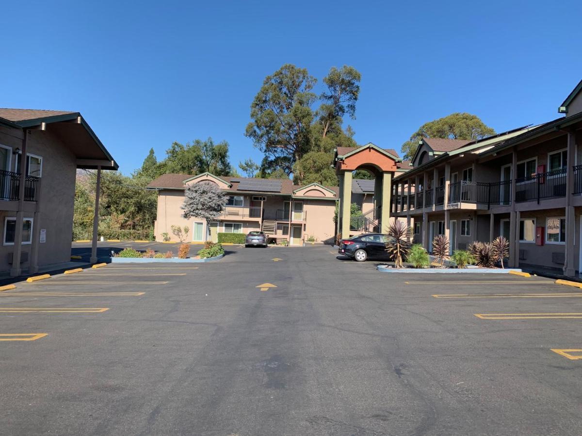 Olive Tree Inn & Suites San Luis Obispo Exteriér fotografie